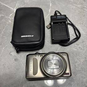 FUJIFILM finepix F550EXR