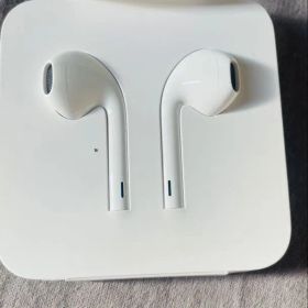 Apple EarPods 本体 ホワイト イヤホン