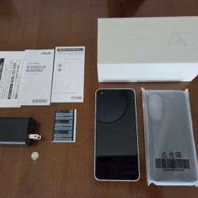 ASUS Zenfone10 8GB/256GB コメットホワイト SIMフリー