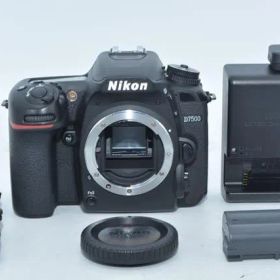 1123★美品・ショット数11531回★Nikon デジタル一眼レフカメラ D7500 ボディ