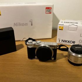 Nikon 1 J5 本体 1 NIKKOR 18.5mm f/1.8