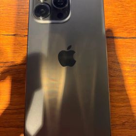 iPhone15 Pro Max ブラックチタニウム 256GB