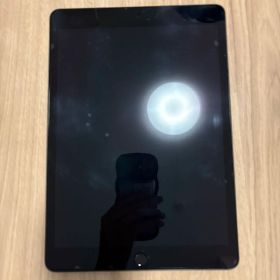 2021 Apple 10.2インチiPad (64GB) - スペースグレイ