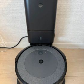 iRobot ルンバ i3+(クリーンベース/自動ゴミ収集機付き)