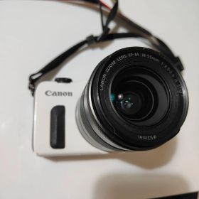Canon EOS M
