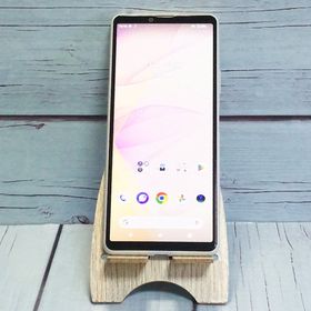 【送料無料】au Xperia 10 ？ SOG04 ホワイト SONY 本体 白ロム SIMロック解除済み SIMフリー B781225