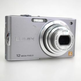 6404 Panasonic LUMIX DMC-FX60 シルバー