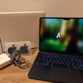 Apple MacBook Air M2 2022 16GB 本体