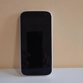 【美品】docomo らくらくスマートフォン F-52B 本体
