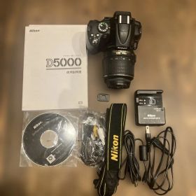 Nikon D5000 レンズキット説明書ストラップ付属シャッター約4700回