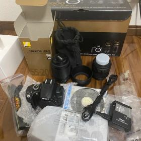 Nikon D5000 ダブルズームキット 本体