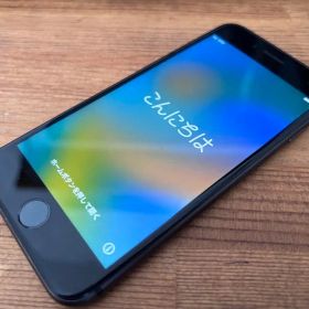 Apple iPhone8 本体 欧州仕様 シャッター音なし