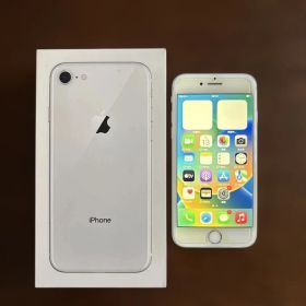 iPhone8シルバー 64GB SIMフリー 初期化済み