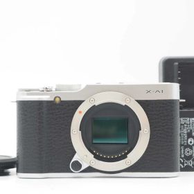 富士フィルム Fujifilm X-A1 16.3MP Mirrorless Digital Camera Body Silver [美品] #Z6369A