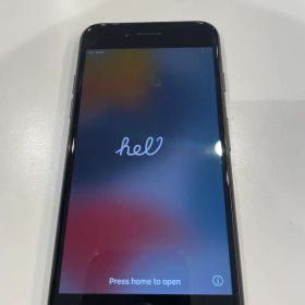 【美品】Apple iPhone 7 ブラック SIMフリー