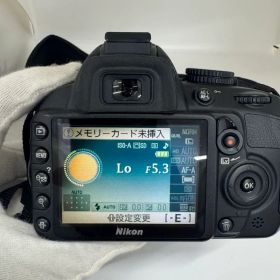 NIKON D3100 + AF-S 18-55mm f/3.5-5.6
