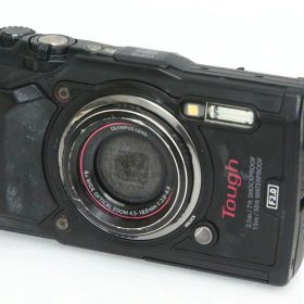 【中古】【お買い得品】オリンパス OLYMPUS Tough TG-5 [ブラック] CA01-R5781-3Y2C デジカメ コンデジ 光学ズーム 手ブレ補正 防水 防塵 中古