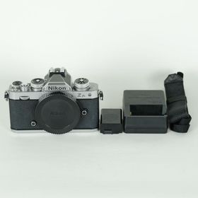 [良品 | シャッター数17,600回] Nikon Z fc [ボディ シルバー] | Nikon Zマウント
