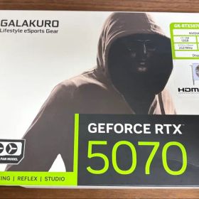 RTX5070 ホワイト