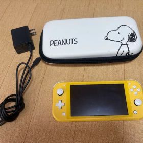 Nintendo Switch Lite イエロー 本体 スヌーピーケース付