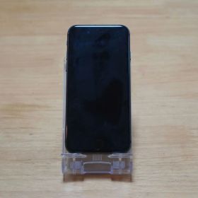 Apple iPhone 8 本体 背面ガラス割れ ジャンク