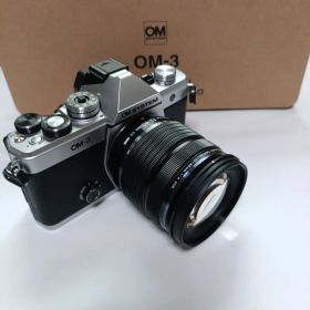 美品 OM-3 12-45mm F4.0 PROレンズキット