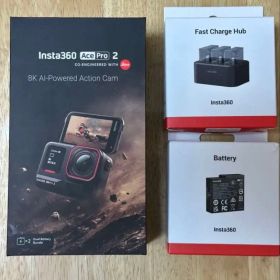 インスタ360 エースプロ2 充電器＋バッテリーInsta360 AcePro2