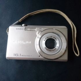 CASIO EXilim デジタルカメラ デジカメ 【ジャンク】 EX-ZS12