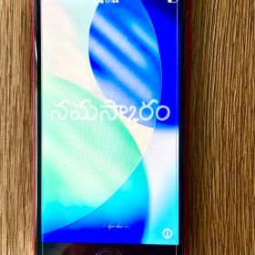 美品Apple iPhone se第3世代64GB 1年前購入SIMロックフリー