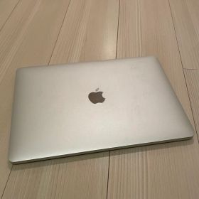 Apple MacBook Pro 2017 箱付き