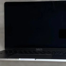 Macbook pro M1 13inch 256GB メモリー8GB