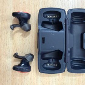 Bose SoundSport Free ワイヤレスイヤホン 本体