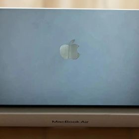 MacBook Air M2 2022 8GB/256GB ミッドナイト