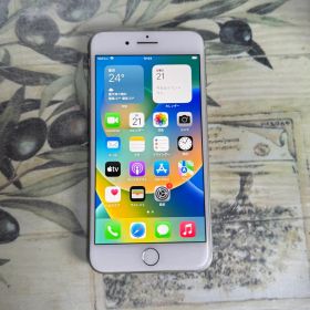 iPhone 8 Plus シルバー 64GB SIMロック解除済み