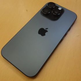iPhone16 Pro 256GB 海外版 SIMフリー A3293 黒 美品