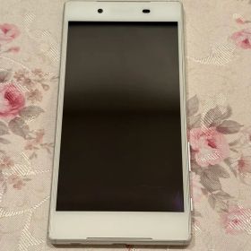 SONY XPERIA Z5 SOV32 ホワイト