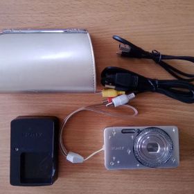 ☆美品☆ ソニー サイバーショット DSC-W570D CD付