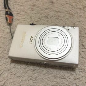 Canon IXY 220F コンデジ