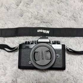 Nikon Zfc 16-50 VR レンズキット ブラック