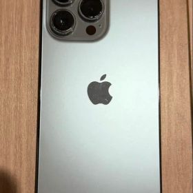 Apple iPhone 13 Pro 本体