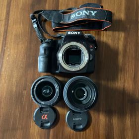 SONY α57 デジタル一眼レフカメラ 本体とレンズ2本