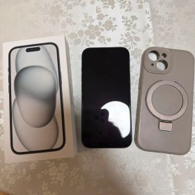 Apple iPhone 15 Black 256GB 本体 SIMフリー