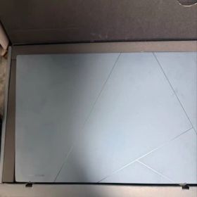 ASUS Zenbook 14 OLED ノートパソコン 本体