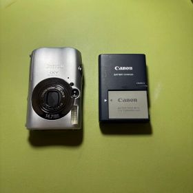 Canon IXY 3000 IS シルバー