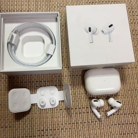 ⭐︎値下げ⭐︎Apple AirPods Pro 第一世代 （ノイキャン機能不良）