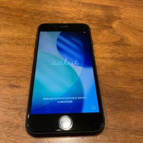 Apple iPhoneSE 2ブラック 本体