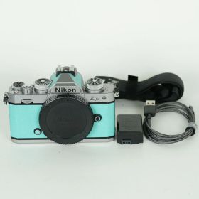 [良品 | シャッター数13,047回] Nikon Z fc ボディ シルバー プレミアムエクステリア張替済み | その他