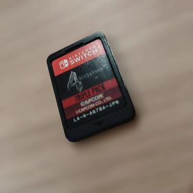 Nintendo Switch バイオハザード トリプルパック