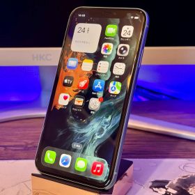 【極美品】iPhone11 液晶ライン抜け