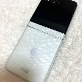 ☆ Motorola razr 60d 本体 ☆